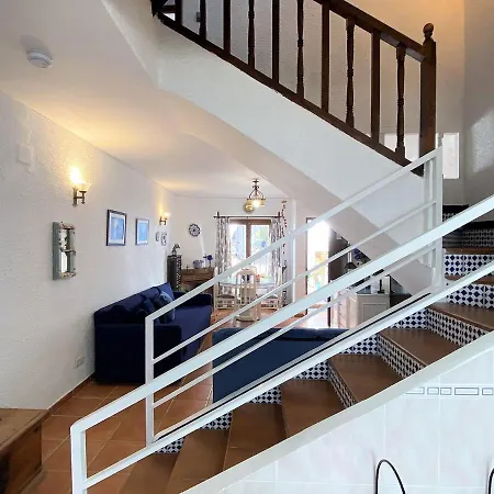 Nueva 52 Pubelo Andaluz Casasol * נרחה